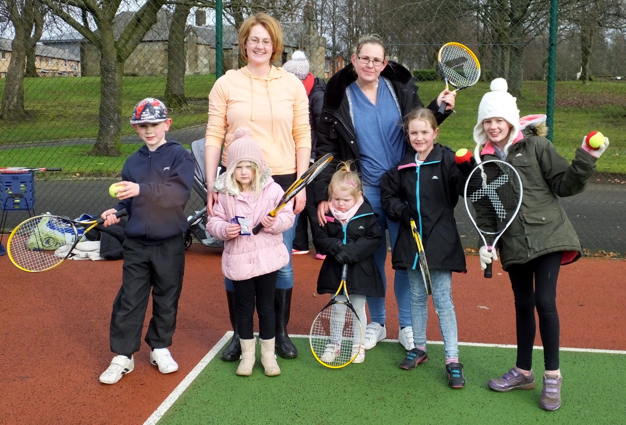 Barrhead's Cowan Park hosts weekly Tennis For Free classes - Barrhead News