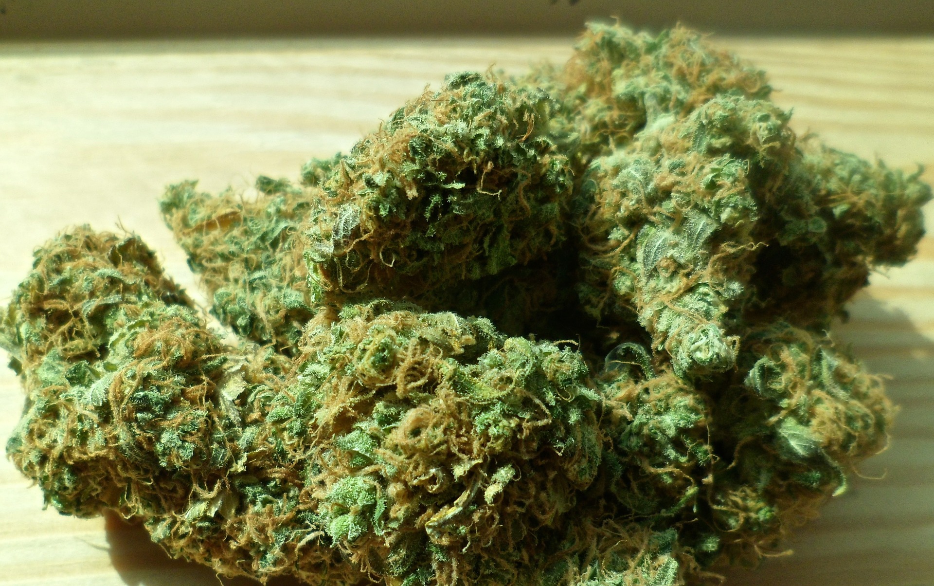 Drugs swoops in East Renfrewshire as Barrhead man found with cannabis in car - Barrhead News