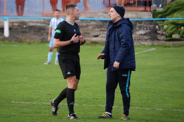 Craig Palmer (right) aims to haul his Arthurlie team up the table