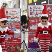 Elves Behavin' Badly stars Elfie and Elvie visited Silverburn shopping centre
