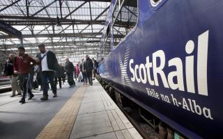 Rail passengers are being reminded Barrhead to Glasgow line will be closed for weeks